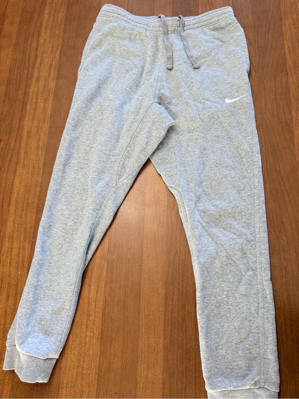 Nike Club Fleece Joggers Gray Sweatpants Size Medium Womens
